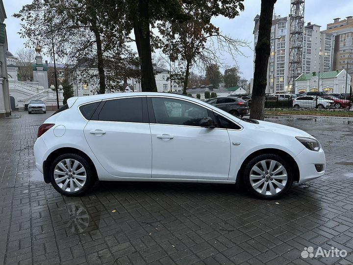 Opel Astra 1.6 AT, 2013, 186 000 км