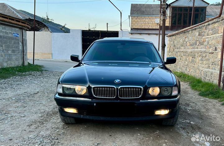 Кузов bmw 7 e38