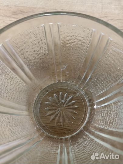 Конфетница с крышкой цветное стекло СССР