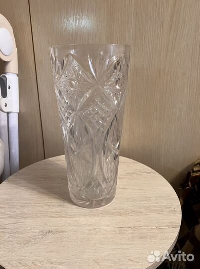 Хрустальная ваза
