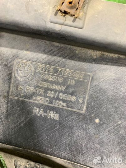 Подкрылок передний правый Bmw 5 F07 N63B44A 2009