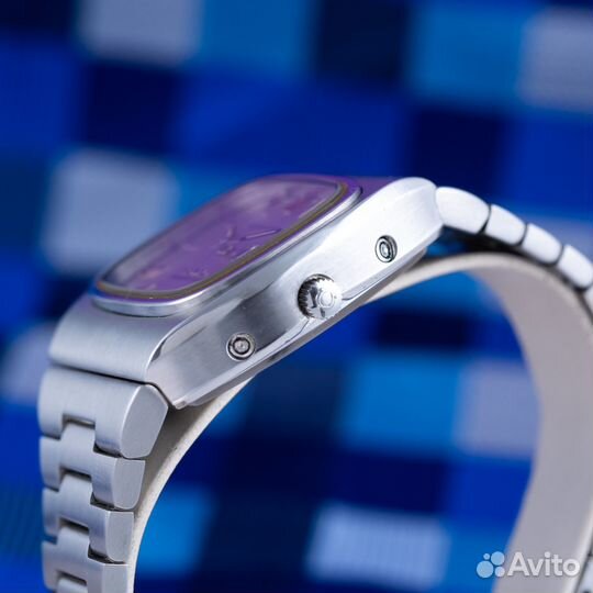 Оригинал Omega Constellation Megaquartz 300 khz