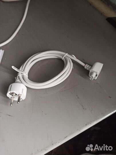 Кабель питания volex APC70 apple