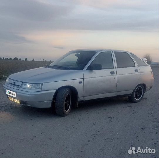 ВАЗ 2112 1.5 МТ, 2003, 100 000 км
