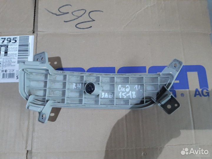 Светоотражающая накладка бампера Kia Ceed 2