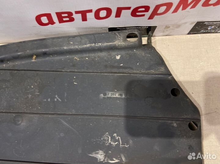 Защита бампера Mercedes C180 C204 271.820 2012