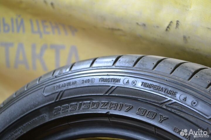 Dunlop SP Sport Maxx 050+ 225/50 R17