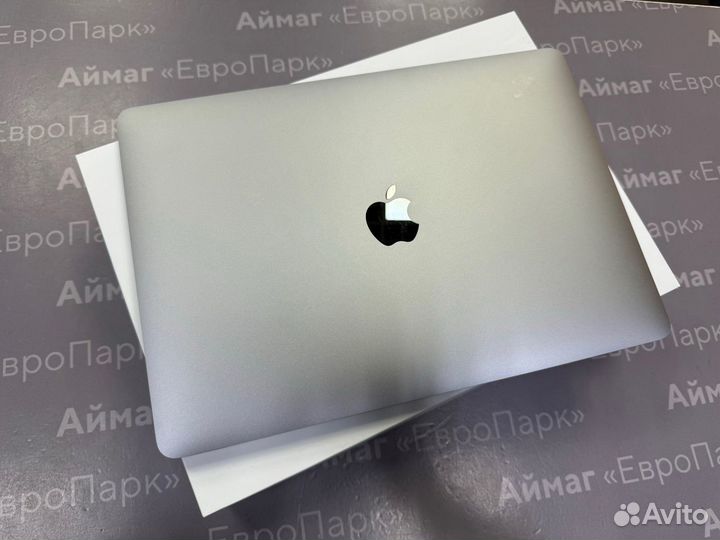 Apple MacBook Air 2021 Space Gray