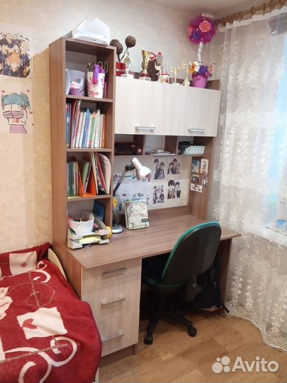 Стол письменный