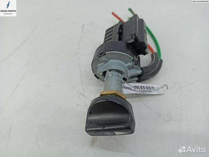 Переключатель отопителя 1248202310 на Mercedes W124