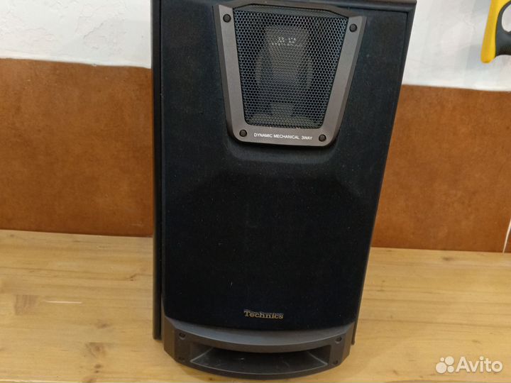 Technics колонка