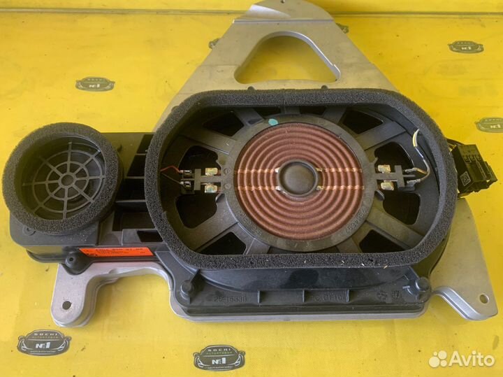 Сабвуфер Mercedes Benz W204 W207 w204 w207