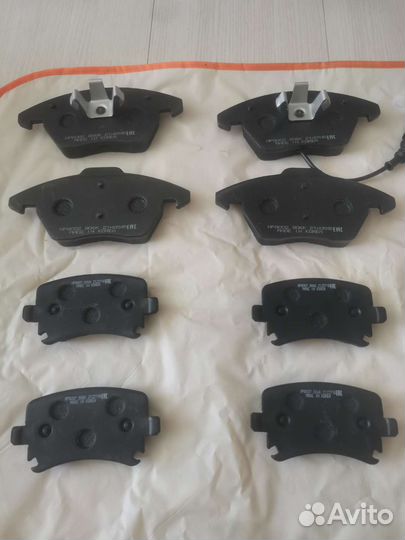 Запчасти на пассат б6 1/6