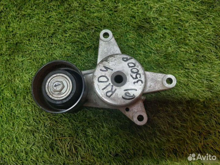 Ролик ручейкового ремня с кронштейном Kia Rio 4