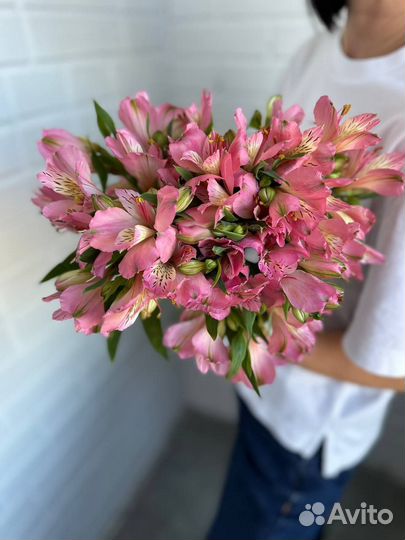 Букет из альстромерий