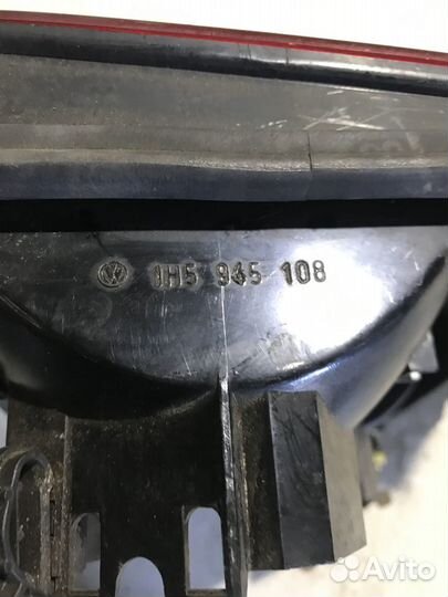 Фонарь правый внутренний Volkswagen Vento