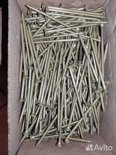 Шпилька резьбовая