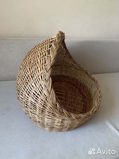 Корзина плетеная для домашних животных
