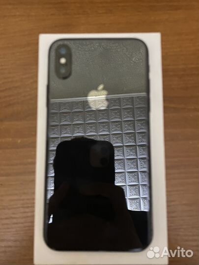 iPhone X, 64 ГБ