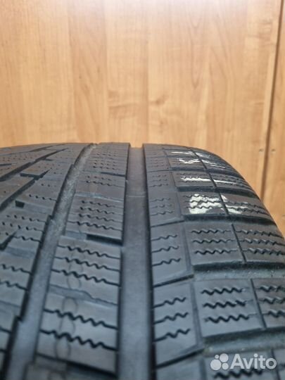Hankook Winter I'Cept Evo 255/45 R18