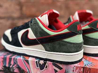 Nike sb dunk low Otomo Katsuhiro