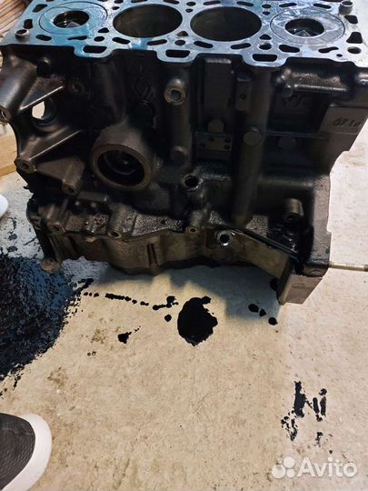 Блок цилиндров Renault Megane 2 K9K 724 1.5 Дизель