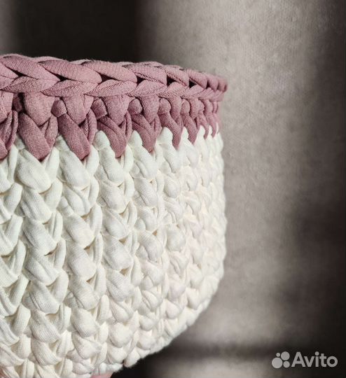 Корзина вязаная