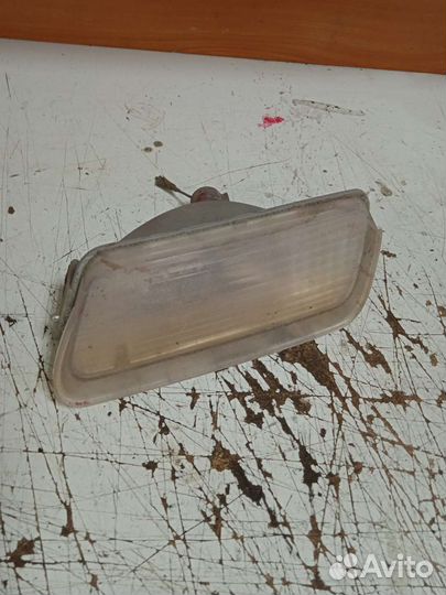 Повторитель поворотов левый Pontiac Grand AM