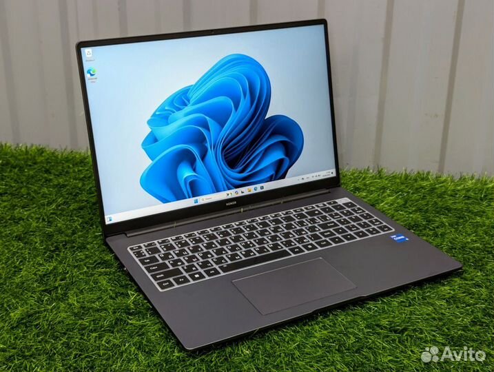 Honor MagicBook X 16 i5-12450H 16/512 (Новый)