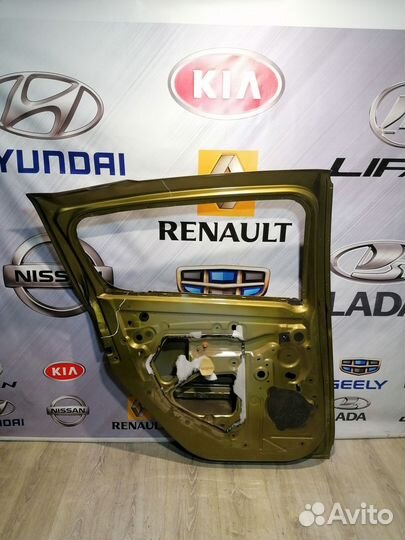 Дверь задняя боковая Renault sandero stepway 2 Лев