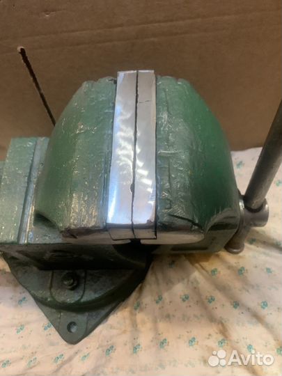 Тиски слесарные СССР