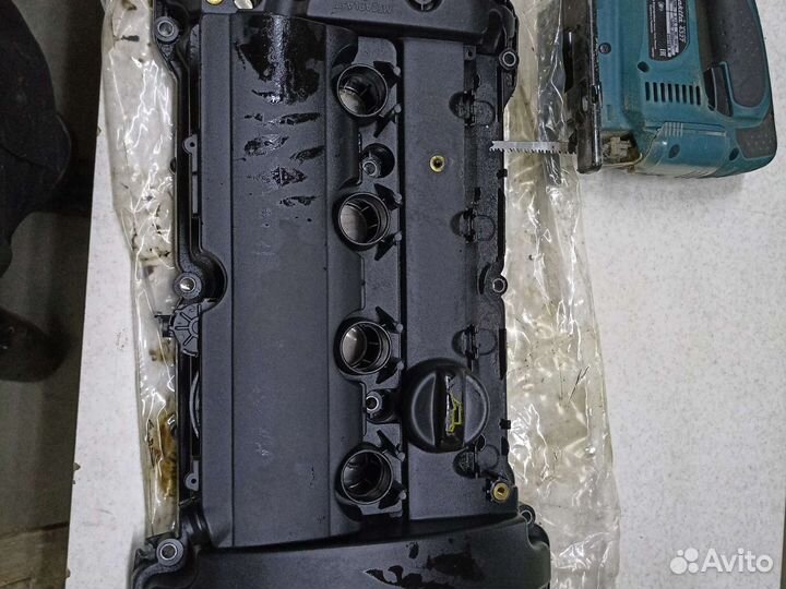 Клапанная крышка Citroen с4