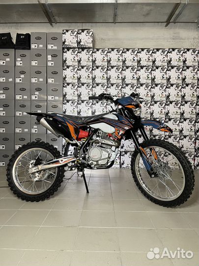 Кроссовый мотоцикл BSE Z2 250e