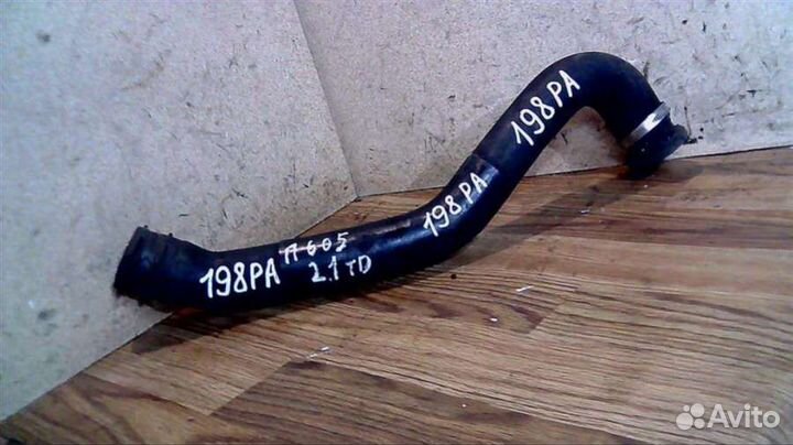 Патрубок радиатора Peugeot 605