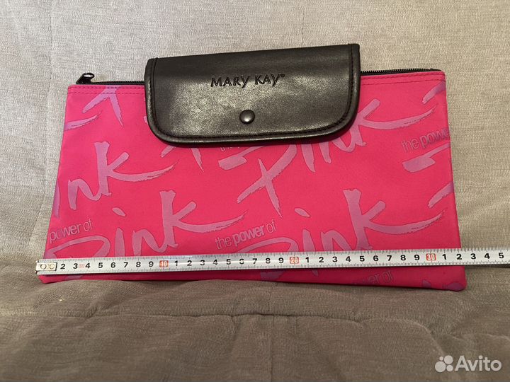 Большая косметичка на молнии. Новая