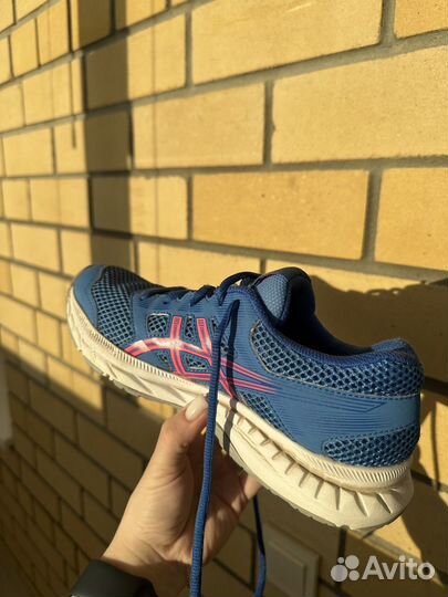 Кроссовки asics