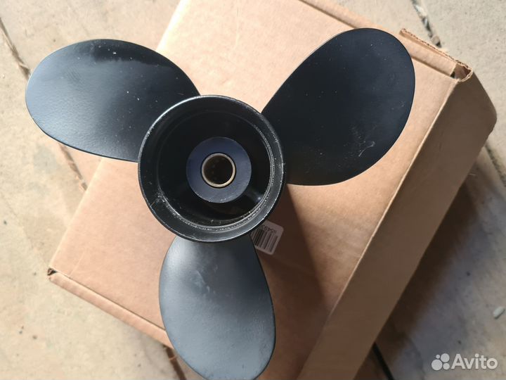 Продам винт гребной