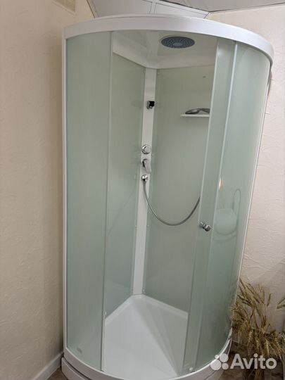 Душевая кабина 90х90