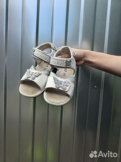 Босоножки для девочки 29 размер