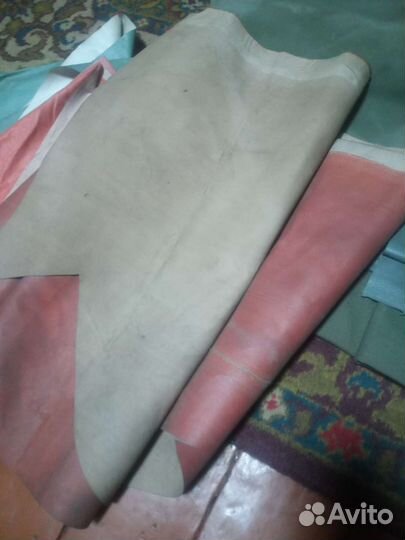 Куски прорезиненной ткани