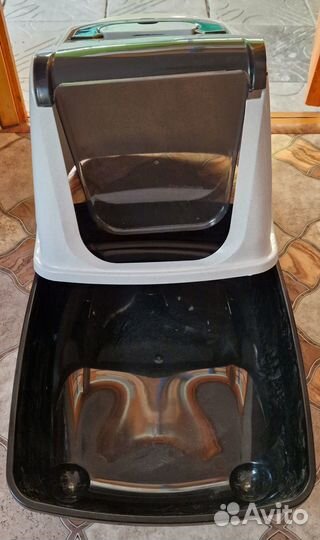 Туалет закрытый для животных