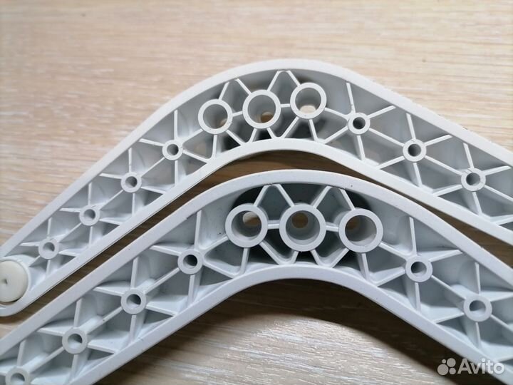 Ножки для тв HI 24HT101W