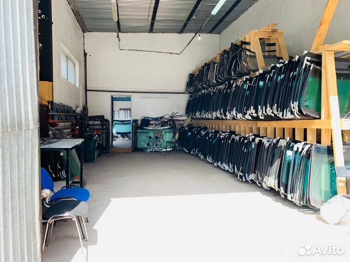 Лобовое стекло Мицубиси Лансер