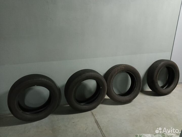 Yokohama BluEarth RV-02 225/60 R18 100V