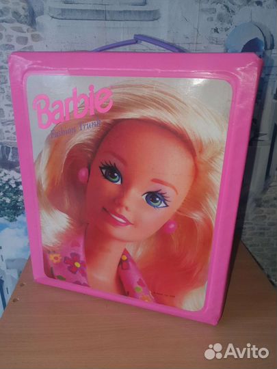 Чемодан-переноска для кукол Barbie