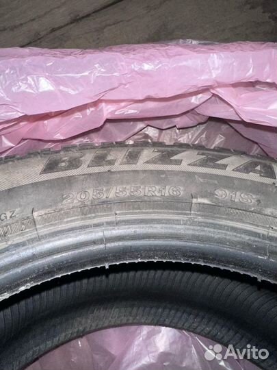 Bridgestone Blizzak Revo GZ 205/55 R16