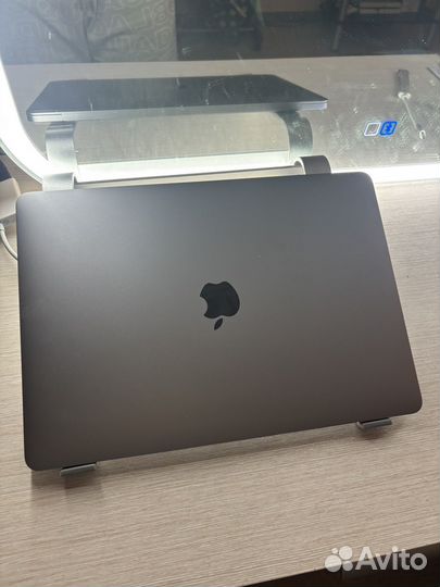 Apple macbook pro 13 2018 i7