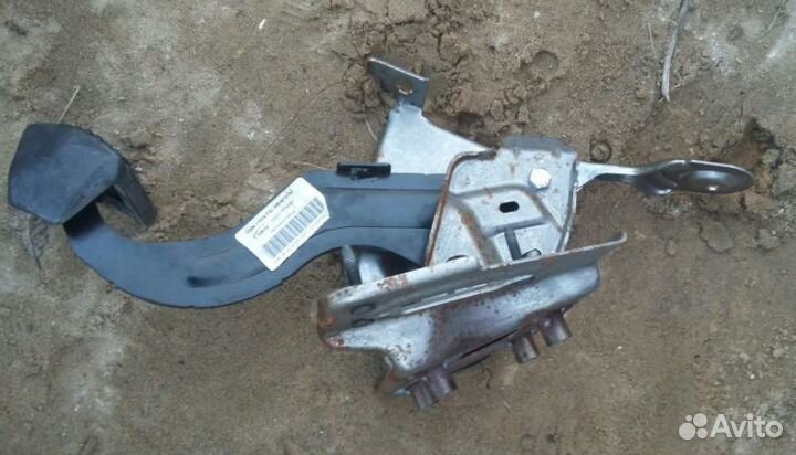 Педаль тормоза АКПП Peugeot 307 Пежо 307