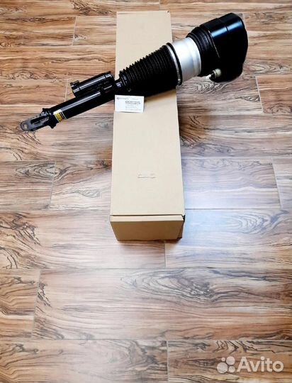 Бмв 7-серия пневмостойка с RWD 37106874588