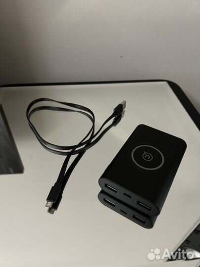 Зарядное устройство, беспроводной павербанк